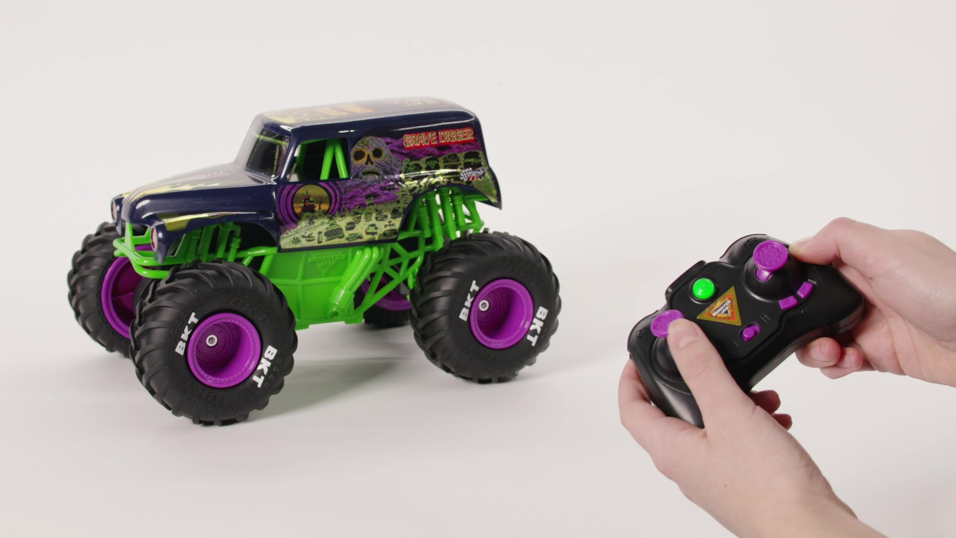 Watch Monster Jam Grave Digger Freestyle Force RC&colon; How-TO on